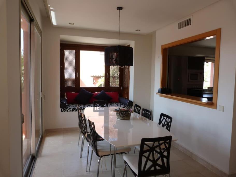 マニルバ Luxurious Townhouse With Sea Viewsヴィラ エクステリア 写真